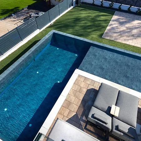 Villa Porta Iv - Infinity Pool Bbq Luxury